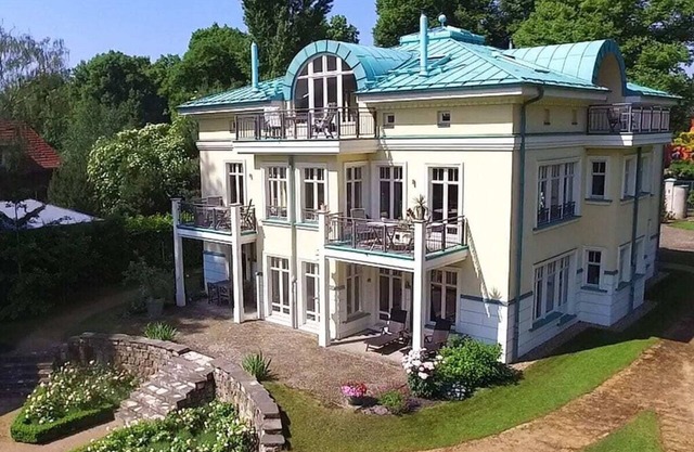 Havelpalais Comfortable holiday residence