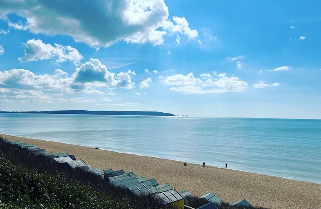 Haven House Beautiful Lymington Home with Garden & Annex