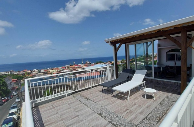 head in the clouds 971