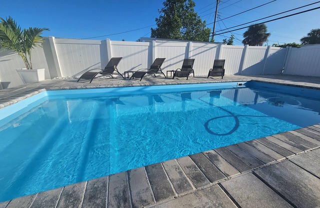 Heated Pool Florida Home 10 miles beach n3 miles IMG