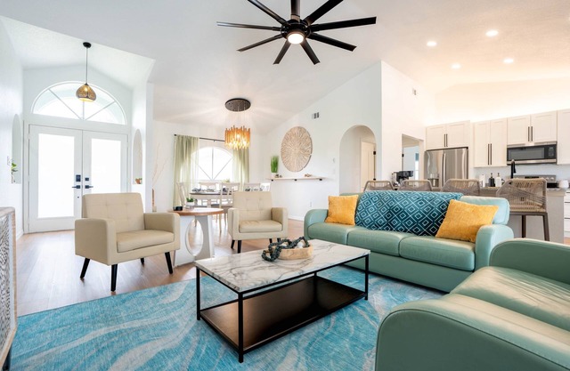 Heated Pool Golf Beaches Canal View