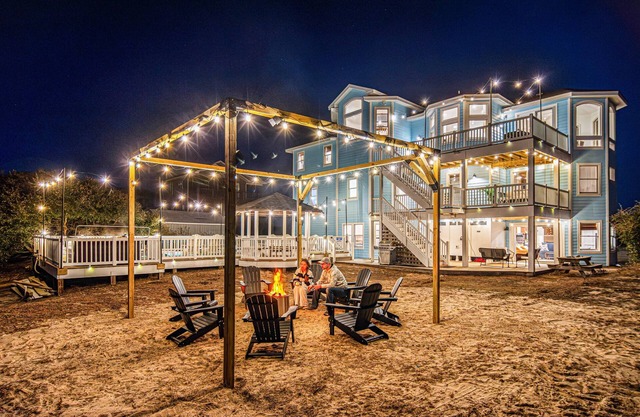 Heated pool, hotub, firepit oceanview, Wild Horses, 6 bed 7 baths