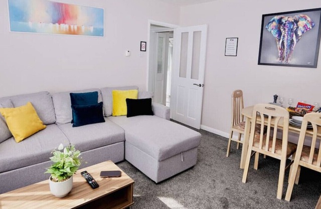 Heathrow Stays Close to Heathrow Free Parking