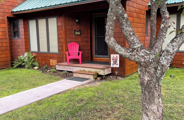 Heavenly Sunsets- Beautiful Townhome-G4 on 4th Lake