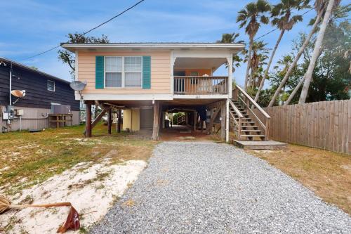 Hemingway's Hideaway