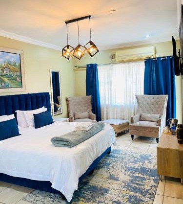 Henry George Hotel