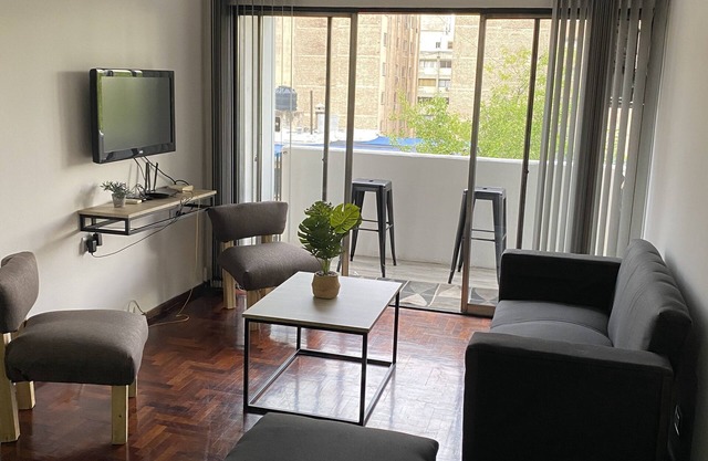 Hermoso Apartamento en Pleno Centro de Mendoza, 2 Dormitorios y 2 Baños