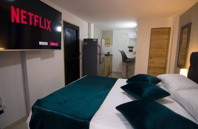 Hermoso loft, cerca al aeropuerto.
