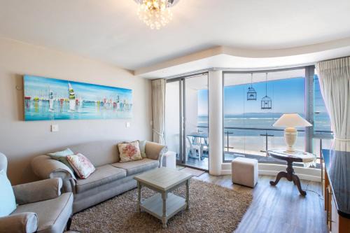 Hibernian Towers 309 Strand - Luxury Self Catering