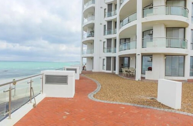 Hibernian Towers 505 Apartments