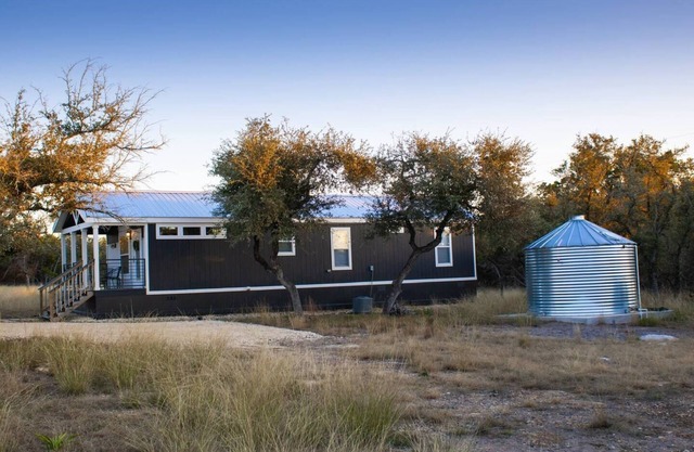 Hidden Fox Escape - Red Fox