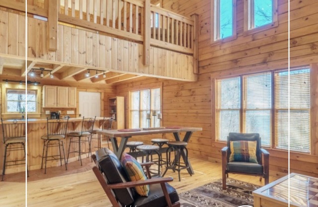 Hidden Gem Cottage at Grandfather Mountain