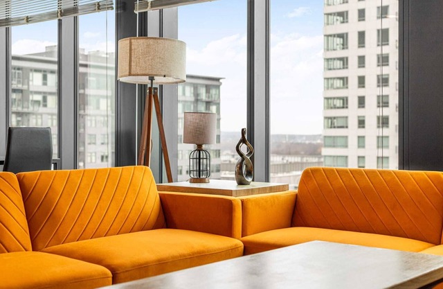 High-end Modern 3BR 3BA Condo Assembly Square