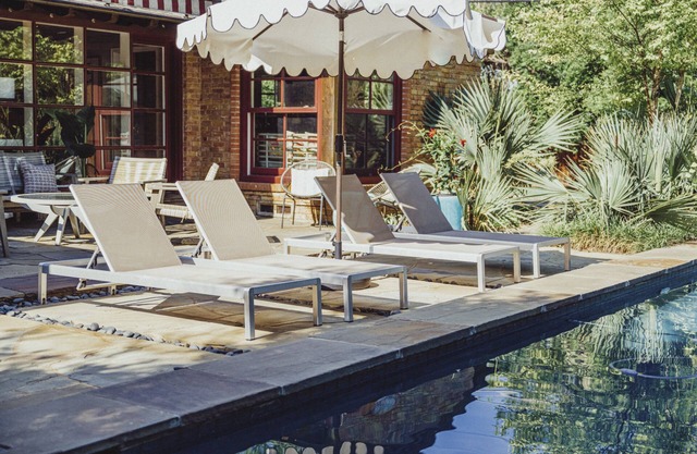 Highland Park + Dallas + SMU: Gorgeous home, pool & hot tub. BEST Location!