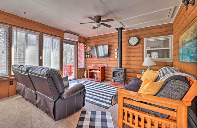 Hike + Ski: Log Cabin in East Stroudsburg!