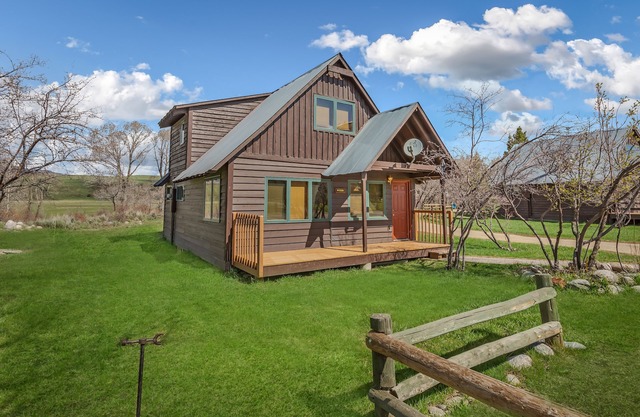 Hiker - Rare gem in an outdoorsman's paradise