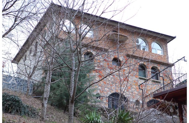 Hillside Haven- Kulla East