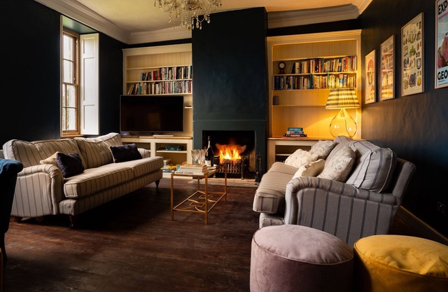 Hillside House - beautiful old house