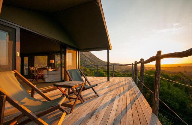 HillsNek Safari Camp – Amakhala Game Reserve