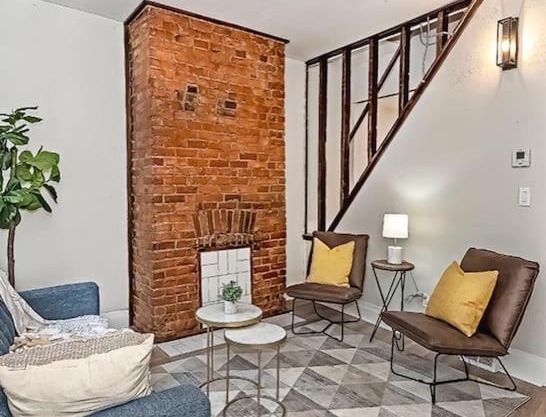 Hip and Bright Lawerenceville 2 Bed Easy Parking