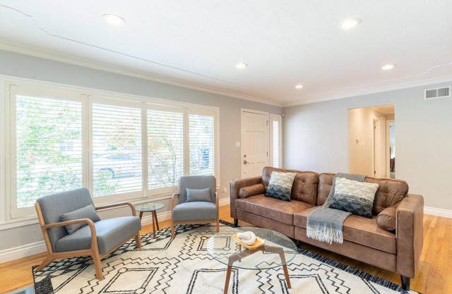 Hip San Jose 4BR w/Yard & A/C, nr Trails & Parks, by Blueground