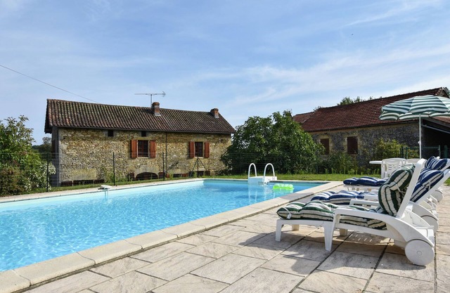 Historic Dordogne Escape