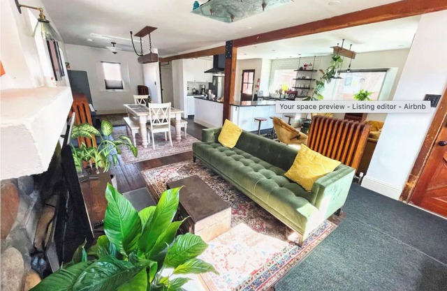 Historic Downtown Creekside House
