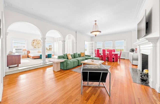 Historic Kansas City Penthouse Loft middle of KC!