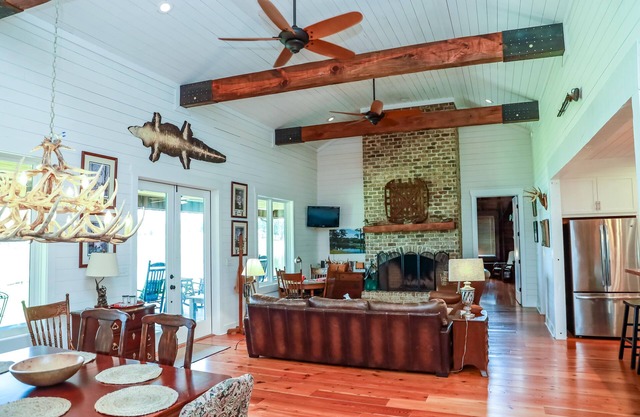 Historic lodge on historic Lake Nichols