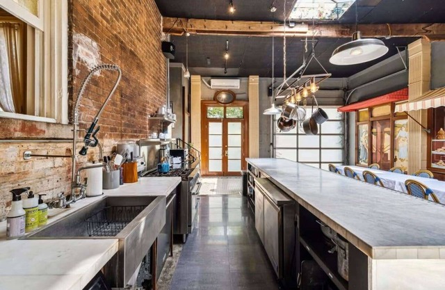 Historic Mansion Heated Pool & Courtyard 6br|5.5ba