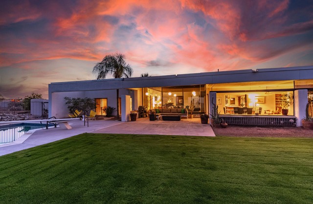 Historic Mid-Century Modern House in the heart of Tucson's Catalina Foothills