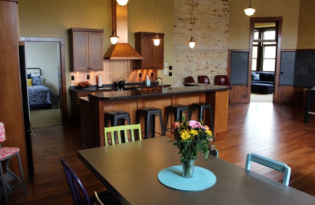 Historic Property close to South Beach and downtown - Upper Unit