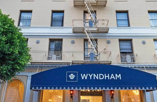 Historic San Francisco Resort w/Classic Charm+Modern Style 1Bd/1Ba Presidential