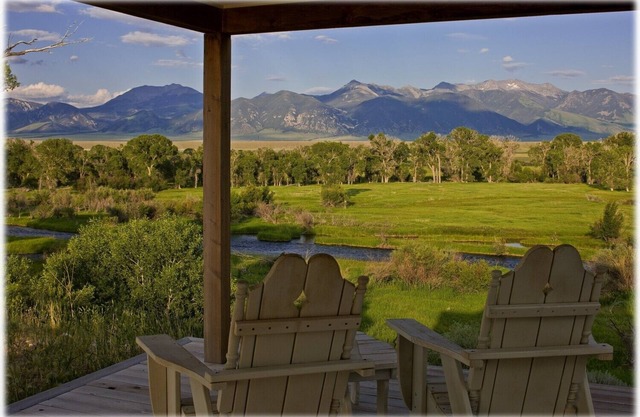 Historic Thextondale - Historic stone homestead on Madison River Property!