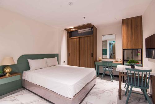 Hoàng Cầu Paradise Hotel by Luxe Hospitaliy