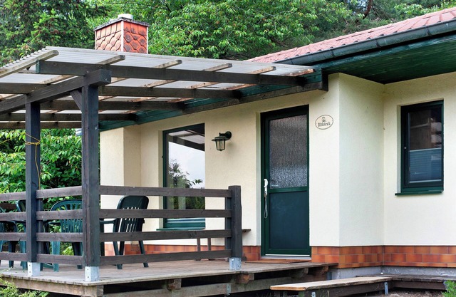 Holiday Home 'Ferienhaus Utkieck' with Private Terrace, Shared Garden and Wi-Fi