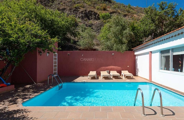 Holiday home in Hoya de Tunte, nature and private pool