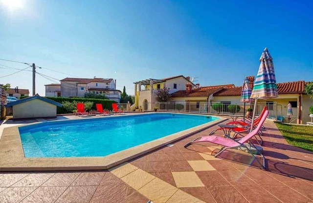 Holiday apartment Rovinjsko Selo for 1 - 4 persons with 2 bedrooms - Holiday apartment