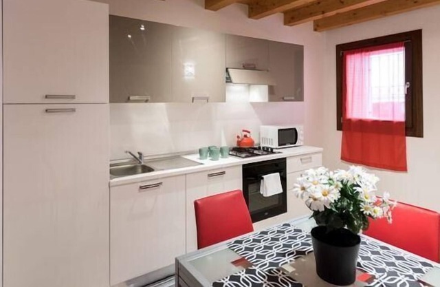 Holiday apartment Verona (Stadt) for 1 - 5 persons with 2 bedrooms - Holiday apartment in one or mul