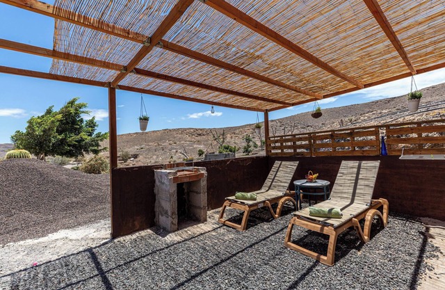 Holiday Apartment "La Fortaleza - Casa La Fuentita - Adults Only" with Mountain Views