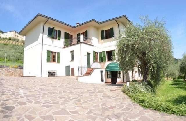 Holiday apartment Lucca (Stadt) for 1 - 8 persons with 3 bedrooms - Holiday apartment