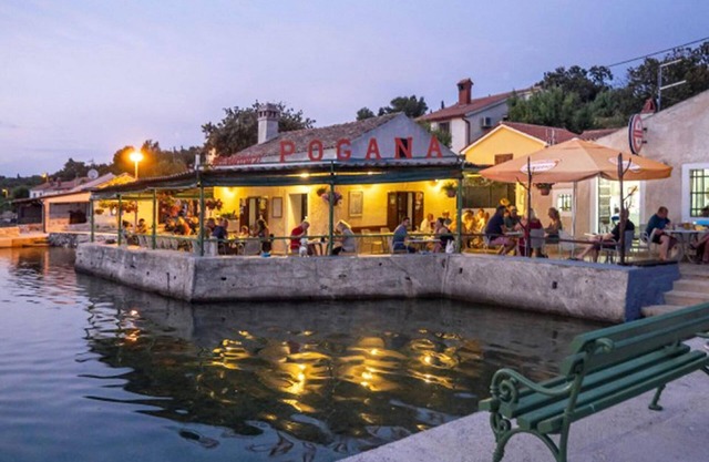 Holiday apartment Punta Kriza for 1 - 2 persons with 1 bedroom - Holiday house