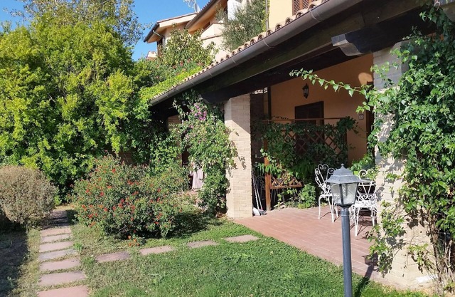 Holiday apartment Pomaia for 1 - 3 persons - Holiday apartment