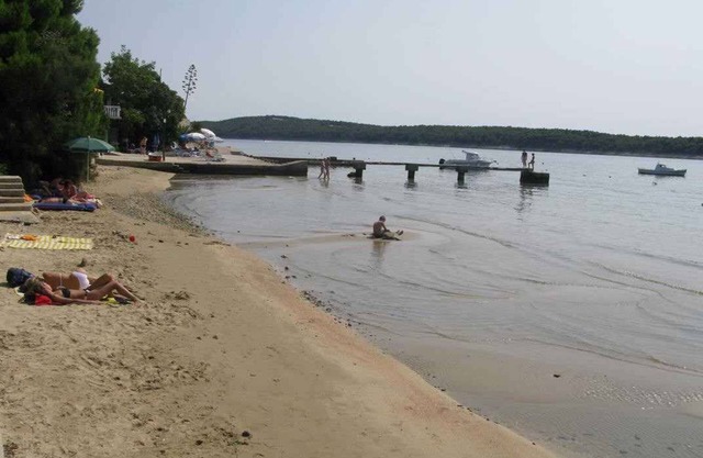 Holiday apartment with terrace and sea view