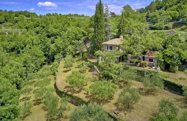 Holiday cottage Funtana * unique views, private garden with BBQ