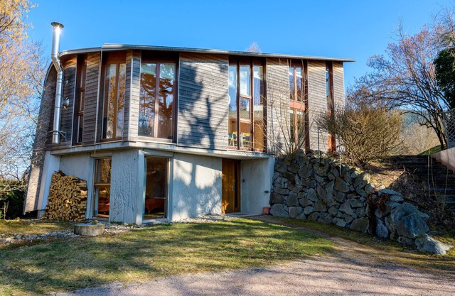 Holiday Home 'Kiwi' with Mountain View, Private Terrace and Wi-Fi