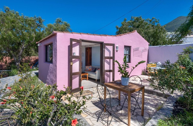 Holiday Home 'Las Perseidas' with Mountain Views, Wi-Fi and Air Conditioning