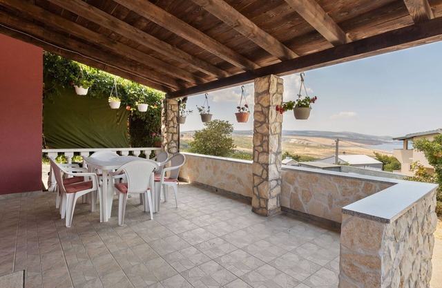 Holiday Home in Jasenice near Modrič Cave
