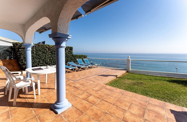 Holiday Home '11 In Front Of The Sea' with Sea View, Wi-Fi and Air Conditioning