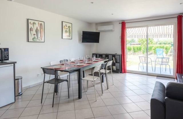 Holiday home - 4 to 12 people